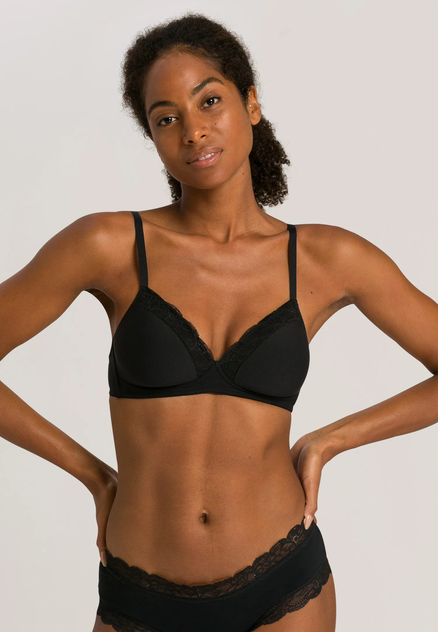 Cotton Lace Spacer Soft Cup Bra | Black 72432-019