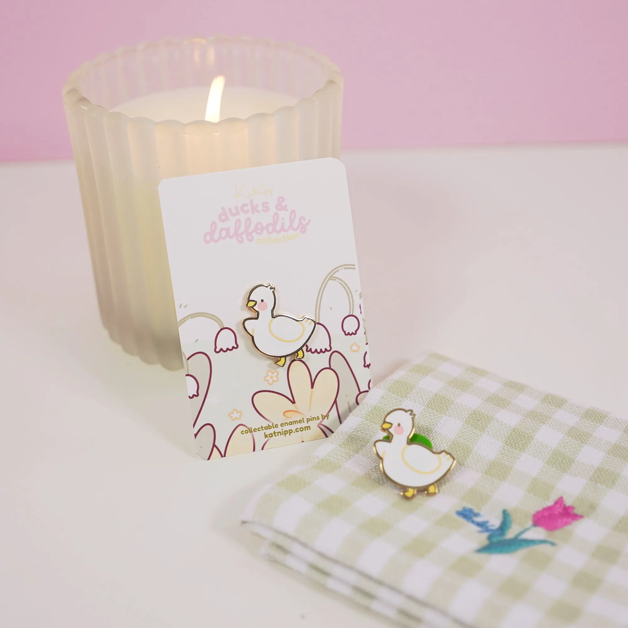 White Mother Duck Enamel Pin | Kawaii Duck Pin | Spring Ducks & Daffodils Collection
